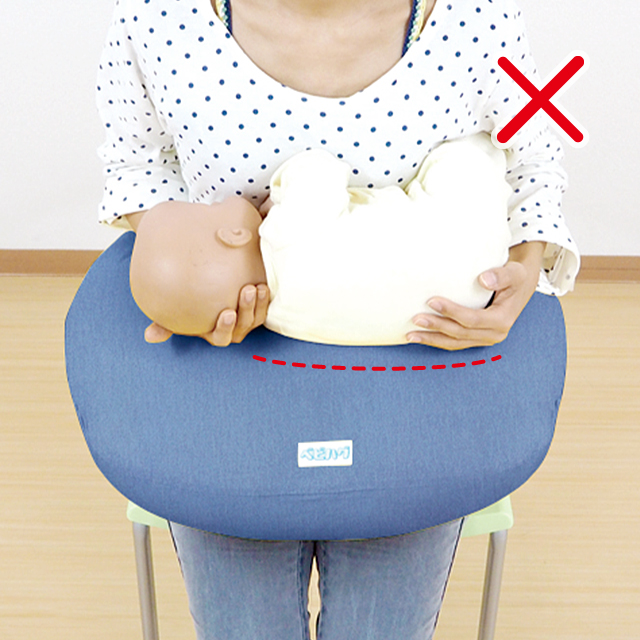 ベビハグ 授乳用クッションの使い方 | 製品の使い方 | トコちゃん 