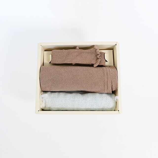 草木染おひなまき くるみ BOX中身